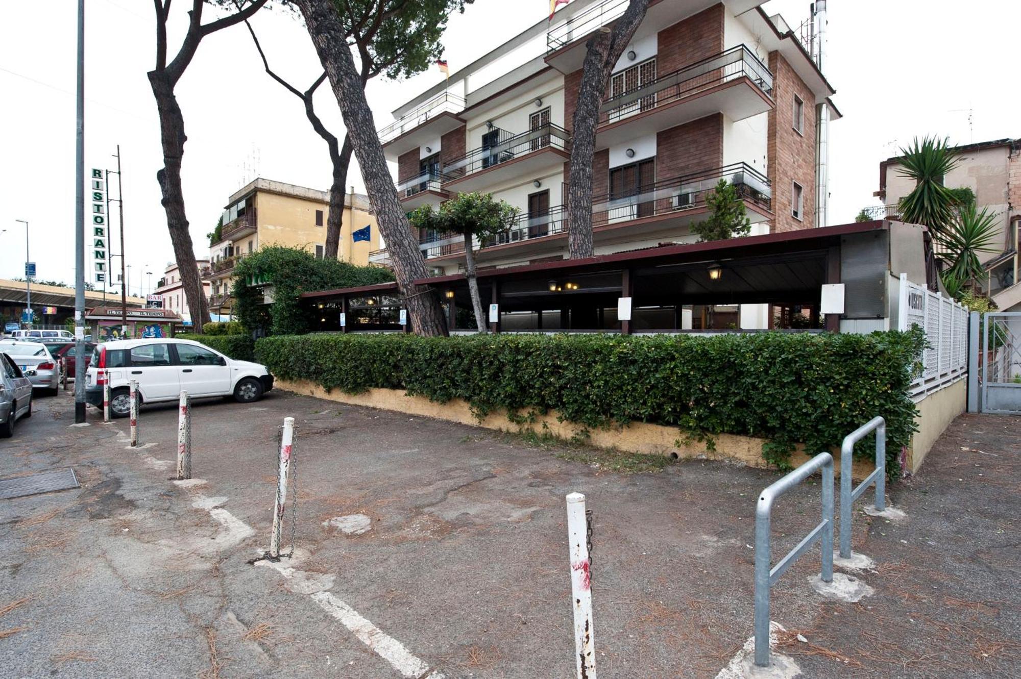 Hotel 4 Pini Roma Dış mekan fotoğraf